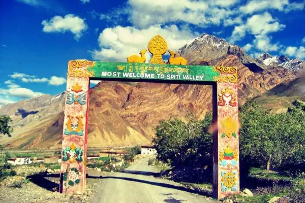 Cua-ngo-thung-lung-spiti